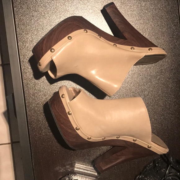 Platform clogs - Picture 4 of 5